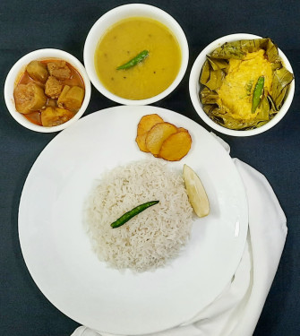 Bhetki Paturi Thali [S25]