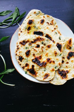 Pane Piatto All'aglio