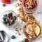 Frutta Fresca, Crème Fraîche E Granola Tostata