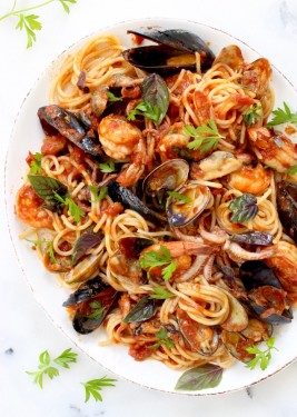 Spaghetti Al Frutto Di Mare