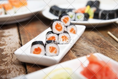 Salmone Maki