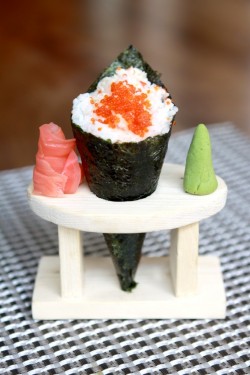 Ebi Temaki