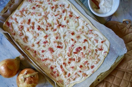 Flammkuchen Elsäßer Art. N