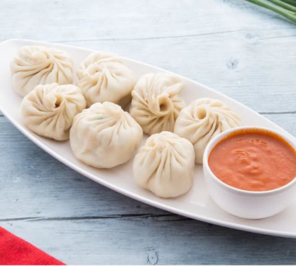 Veg Momos (7 Pcs)