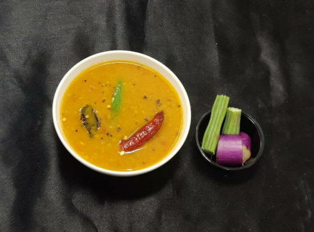 Kathirikai Murungakkai Sambar 450 Ml