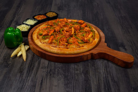 Large Schezwan Chicken Pizza