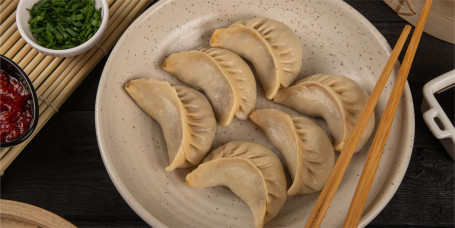 Chicken Steamed Momos (7 Pieces)