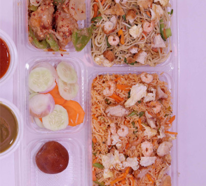 Schezwan Mixed Rice Mixed Noodles Hot Garlic Chicken 2Pcs) Gulab Jamun 1Pc) Salad