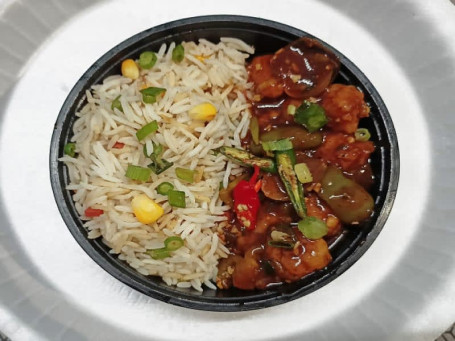 Schezwan Chicken With Noodle/Rice Bowl