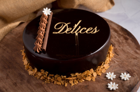 Belgian Hazelnut Chocolate Cake 1.5 Lb