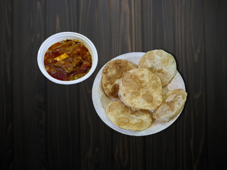 Luchi With Mutton Kasha [10,2 Pieces]