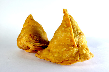 Aloo Samosa 1 Pcs Served With Sauce