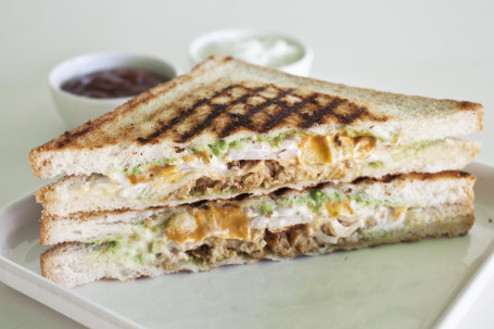 Bread Omelette Tandoori Cheese Sandwich