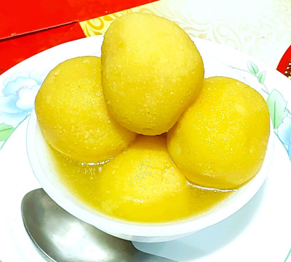 Orange Rosogolla(Kamola Bhog)