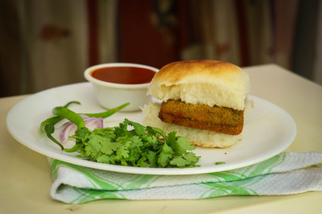 Mix Veg Vadapav