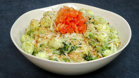 Chicken, Broccoli Pesto Mac Cheese..