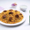 Combinazione Di Bevande Hyderabadi Montone Dum Biryani