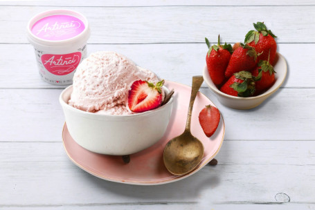 Striking Strawberry Sugar Free Ice Cream (100 Ml)