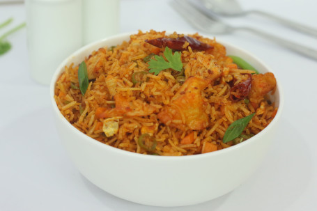 Chicken Schezwan Fried Rice (Chef's Special)