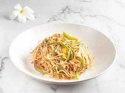 Veg Stir-Fried Noodles (China