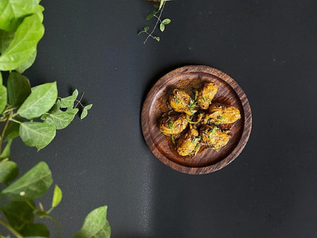 Kasundi Pan Fried Momos [6 Pieces]