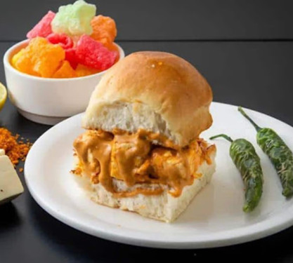 Paneer Cheese Vada Pav (1 Pc)