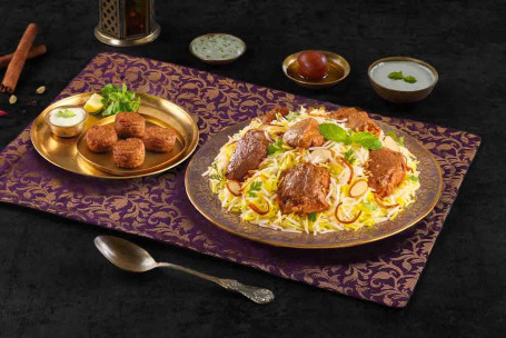 Solo Celebration Combo Con Dum Gosht Biryani Murgh Kefta Kebabs