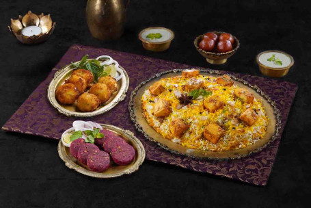 Grand Celebration Combo Con Zaikedaar Paneer Biryani 2 Porzioni Di Kebab