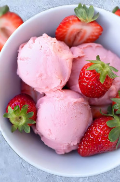 Rich Strawberry Ice Cream [250 Ml]