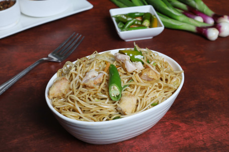 Chicken Medium Hakka Noodles