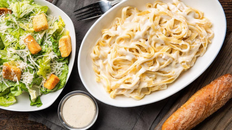 Fettuccine Alfredo Lunch Combo