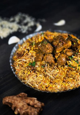 Kozhi Varuval Biryani (Boneless Chicken) [1000 Ml]