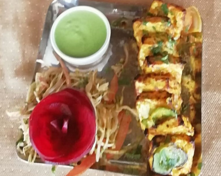 Paneer Tikka Dry Lasuniya [8 Pieces]