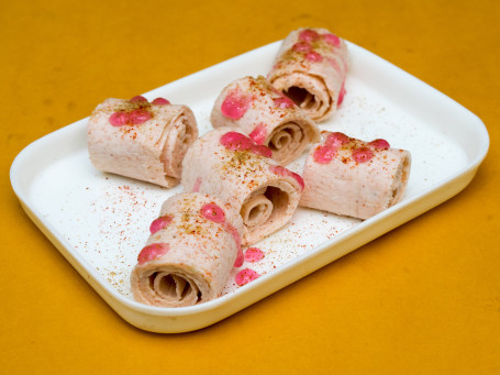 Guava Chilli Roll Ice Cream