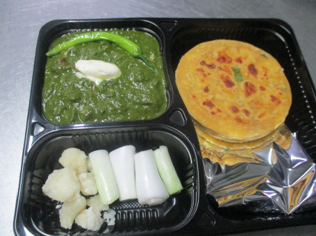 Makke Ki Roti Sarso Ka Saag Combo