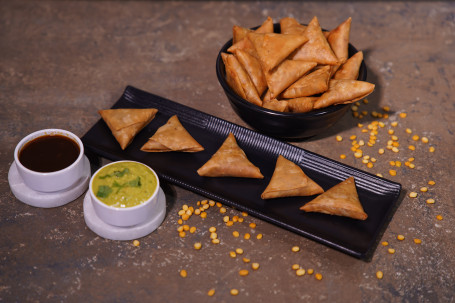 Navtad Samosa (12 Pcs)