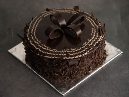 Chocolate Flakes Cake (1/2 Kg)