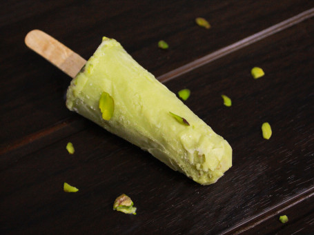 Pista Chopati Kulfi Candy