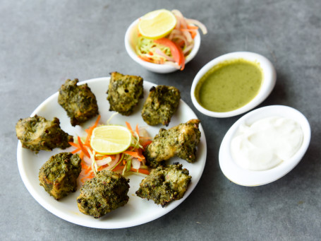 Boneless Chicken Pahadi Tikka (8 Pcs)