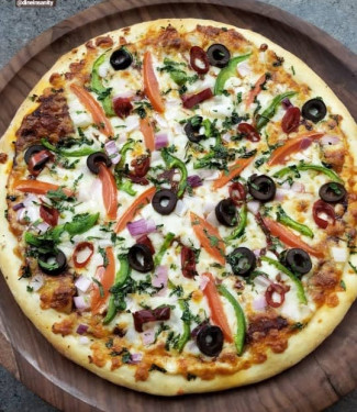 7 The Gabbbar Pizza