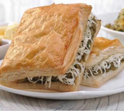 Cheese Vegetable Puff (175 Gms)