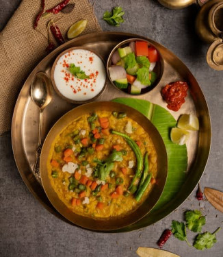 Pasto Di Verdure Masala Khichdi