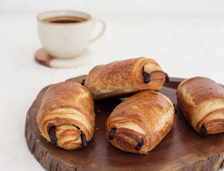 Chocolate Croissant (Box Of 2)