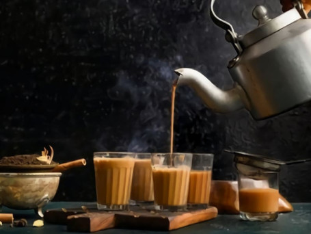 Elaichiwali Chai (Serves 4)