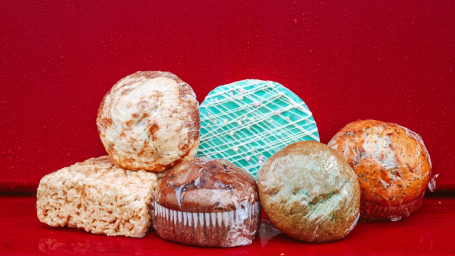 Decorated Giant Cookies