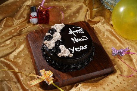 Chocolate Truffle New Year Cake Half Kg [Egg]