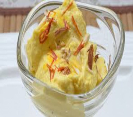 Gelato Kesar Elaichi