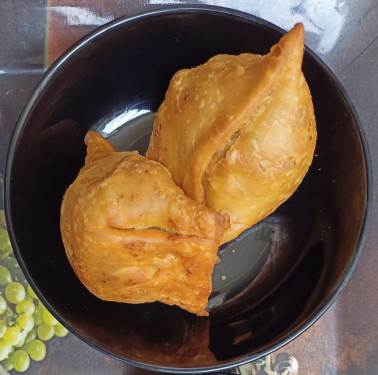 Classic Punjabi Samosa [2 Pieces]