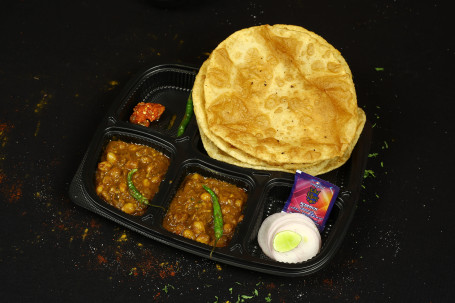 Amritsari Chole Bhature Combo