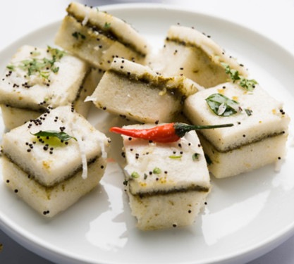 Sandwich Dhokla (Live) (250 Gms)